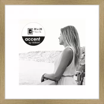Ramă foto din lemn NIELSEN DESIGN Aura Oak 20x20 cu passepartout 1115002