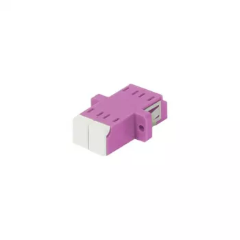 Cuplaj fibră optică SYNERGY21 LC-LC duplex multimode OM4, Erika Violet, PVC, cu flanșă, cu obturator de protecție laser pe o parte