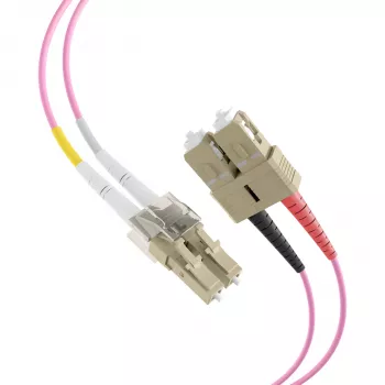 EFB Elektronik IPL-DF-LCUSCU-4-0300 Cablu patch Duplex OM4 LC/SC 3 m