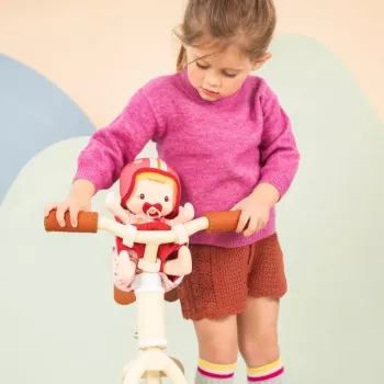 Lilliputiens Păpușă Lena în scaun de bicicletă cu jucărie de pluș și cască 18 luni+