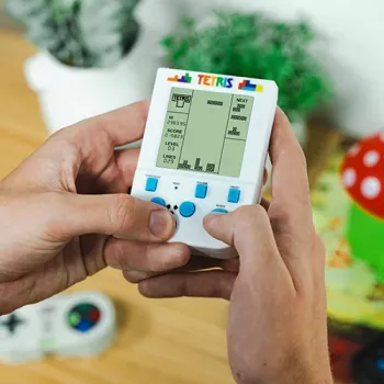 Breloc consolă retro mini FIZZ CREATIONS cu 23 de jocuri cadou Tetris Arcade