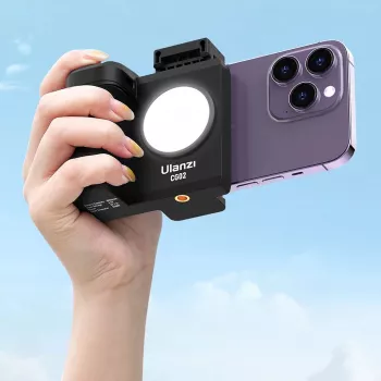 Grip pentru smartphone ULANZI CG02 cu declanșator Bluetooth și lumină LED