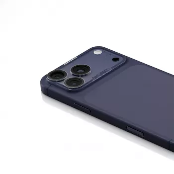 Protecție lentilă cameră mată integral Skinarma Magma pentru iPhone 17 Pro albastră