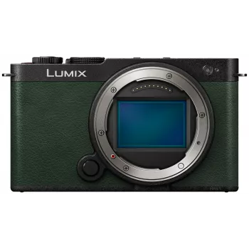 Cameră foto mirrorless full-frame Panasonic Lumix DC-S9E-G cu senzor CMOS 24,2MP, IBIS pe 5 axe, video 6K, L-Mount, Dark Olive