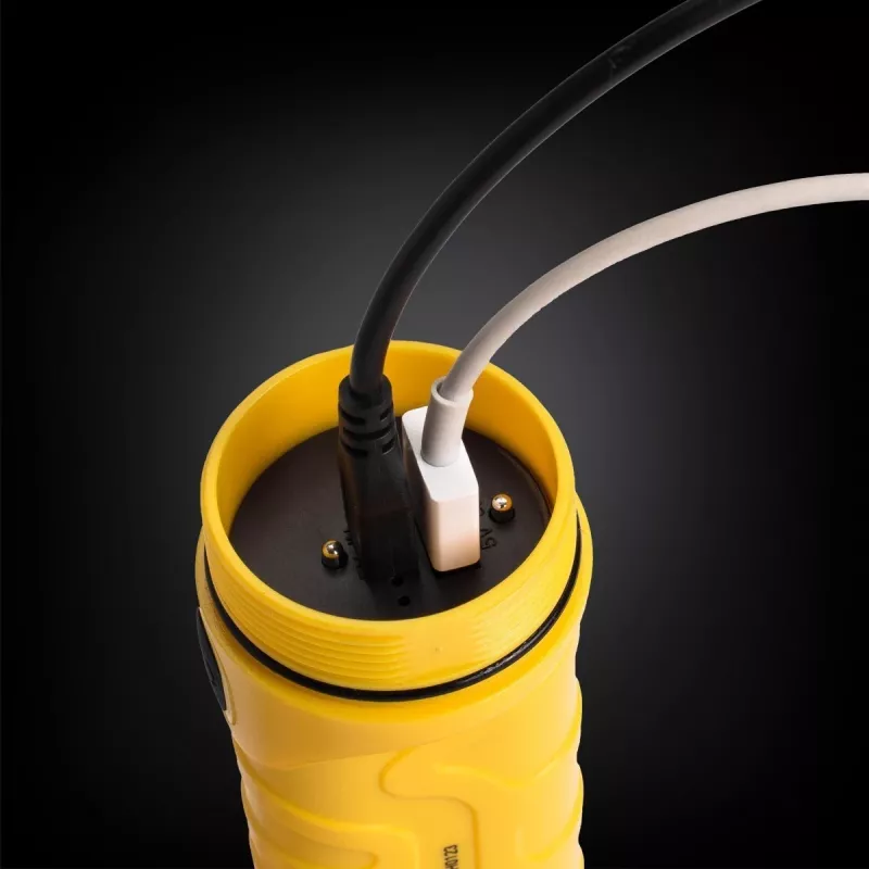 Lanternă MacTronic Dura Light 2.3 PHH0124