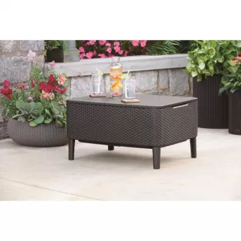 Masă de cafea de exterior Keter Salemo bej – masă de terasă durabilă din rășină cu aspect de rattan