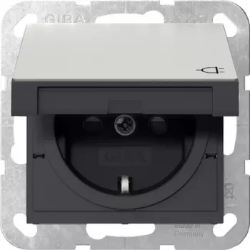 Priză SCHUKO Gira cu capac rabatabil și obturator, oțel inoxidabil, 1 post, montaj îngropat, 16 A, 250 V, 4414600