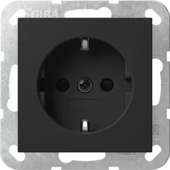 Priză SCHUKO Gira System 55 cu capac rabatabil, protecție sporită la atingere, alb pur lucios 4183005