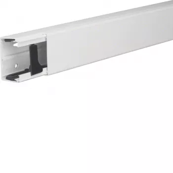 Canal de cablu rezistent la intemperii și UV Hager LFE4006009016 40x60 mm, 2 m, alb trafic
