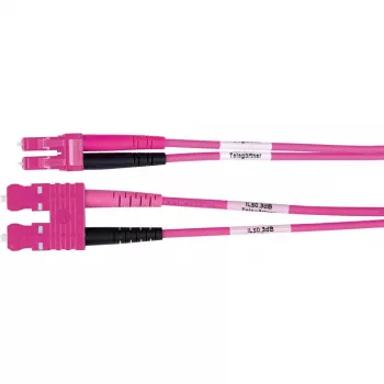 Cablu patch din fibră optică Telegärtner L00890A0111 OM4 duplex, SC la LC, LSZH, violet, 1 m