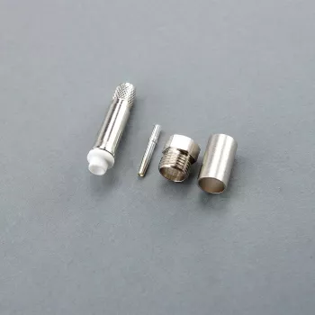 Conector FME mamă prin sertizare Telegärtner pentru cablu LMR-240, 50 Ohm, DC-3 GHz, alamă nichelată, contact aurit J01701A0003Z