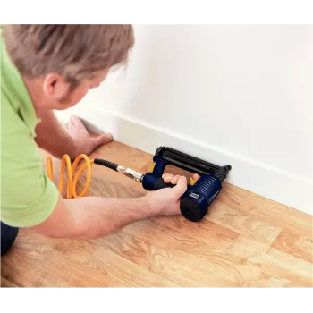 Pistol de bătut cuie și capsator pneumatic RAPID TOOLS PBS121 albastru/galben cu valiză pentru capse tip 606 (12-30 mm) și cuie tip 8 5000053