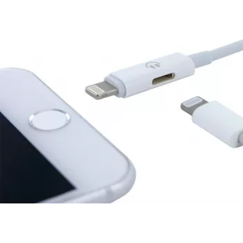 Cablu adaptor 2 în 1 Lightning pentru încărcare și audio CYOO - alb