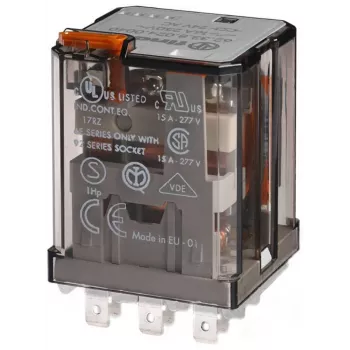 Releu industrial cu mufă Finder 62.33.8.024.4040 24 V AC 16 A 3PDT