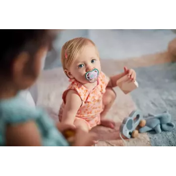 Philips Avent Ultra Air Deco Suzeta 0-6 luni, fete, set de 1