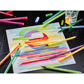 Set de 66 carioci cu vârf fibră STABILO Pen 68 ARTY în valiză metalică, culori asortate, 1,0 mm 6866-031