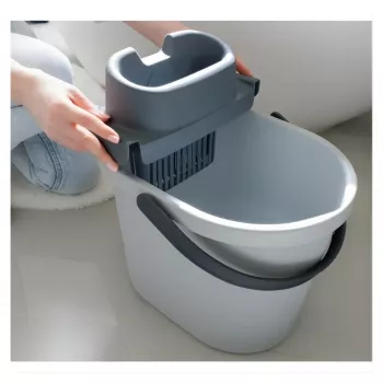 Găleată ovală ECO EGO cu storcător plat cu buton, 10 L, gri/verde, polipropilenă