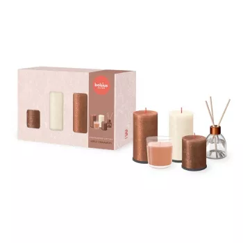 Set cadou BOLSIUS Cozy Hideaway Apple Cinnamon – săpun de mâini, loțiune de corp și lumânare parfumată