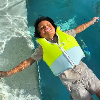 Sunnylife vestă de înot pentru copii (3-6 ani) – Aqua Neon