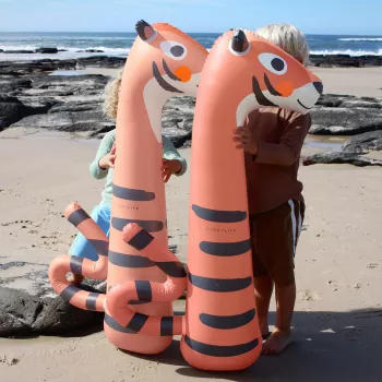 Nuduri de înot gonflabile Sunnylife – Tino the Tiger (2 buc.)