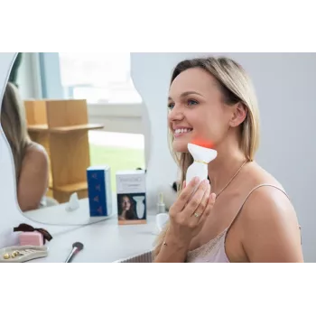 Aparat de masaj facial și cervical Innogio Gioperfect cu funcție de lifting și EMS GIO-735